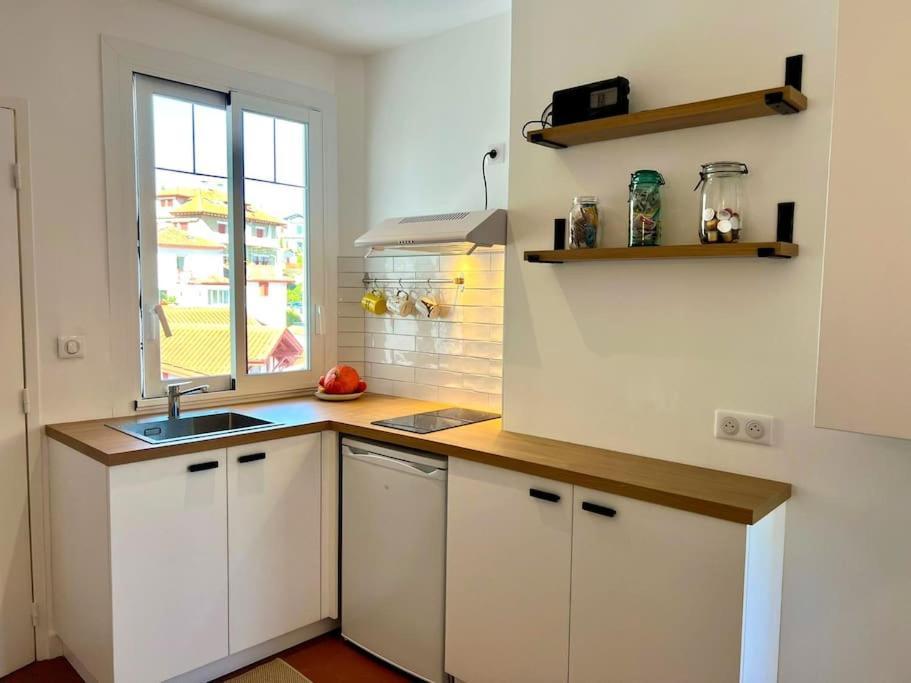Apartment Lumineux A 100m De La ! Saint-Jean-de-Luz